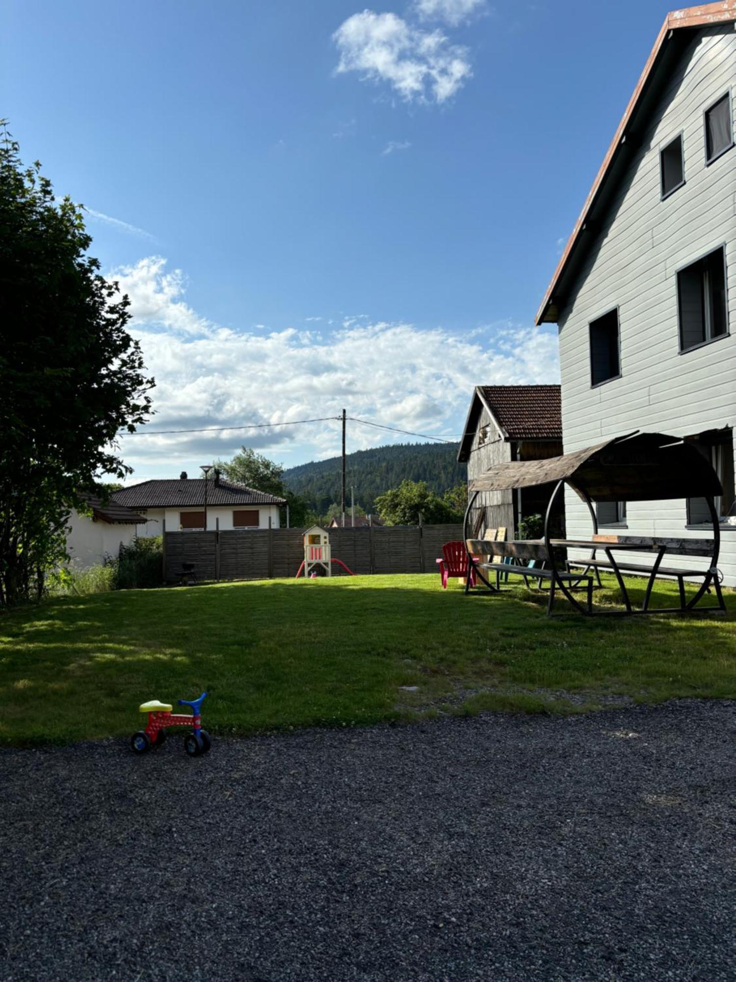 Appartement Cosy Avec Jardin Et Barbecue Gérardmer Eksteriør billede